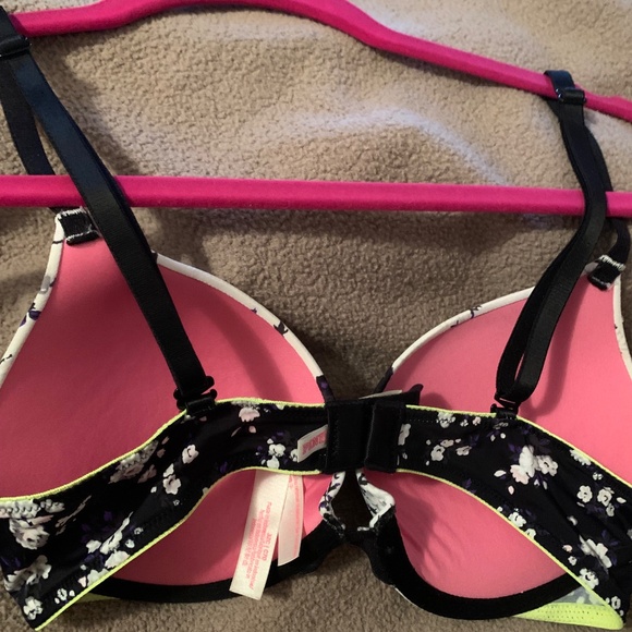 Floral PINK bra 32C Victoria Secret - Picture 3 of 4
